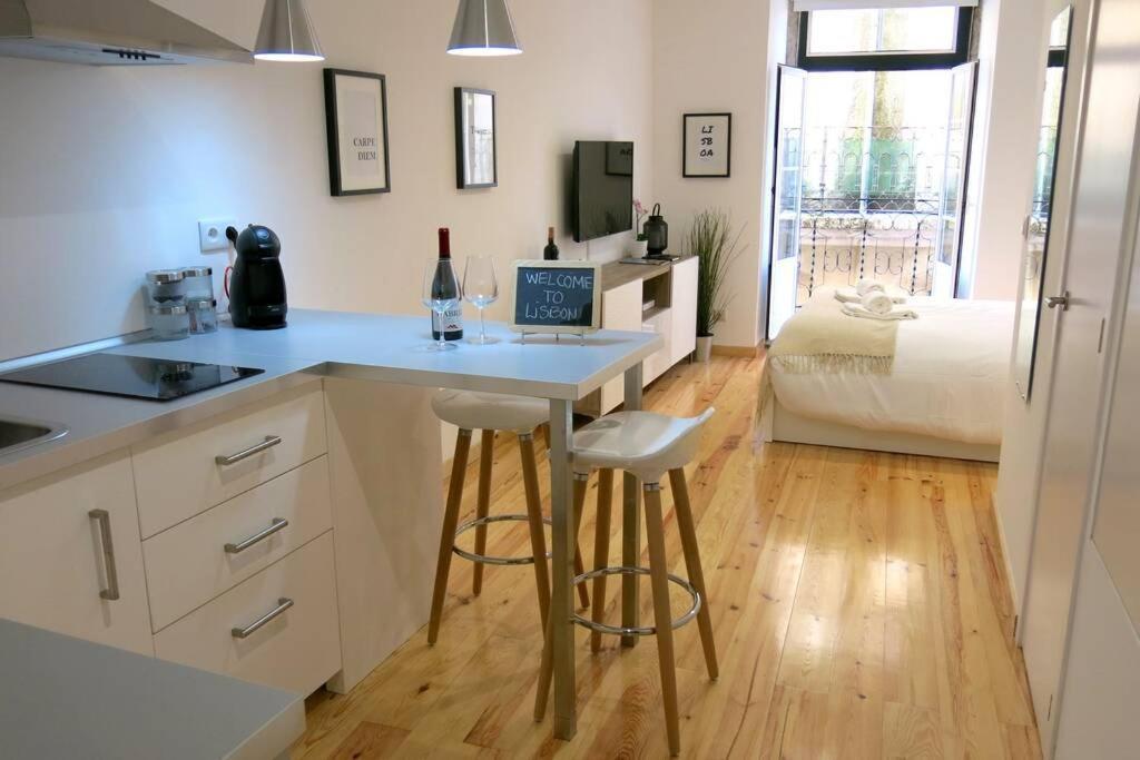 Beautiful Studio In Mouraria Lisbon Exterior photo
